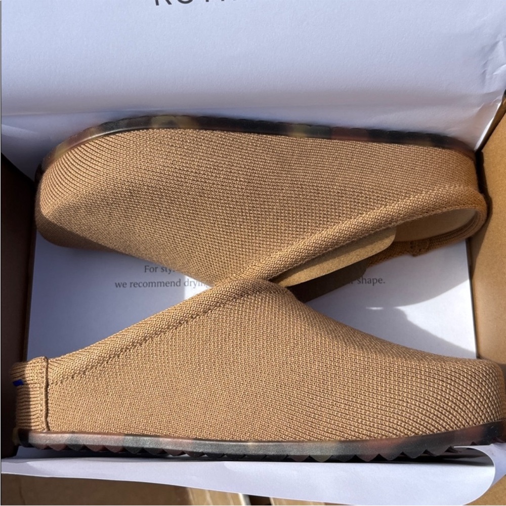 Brand New Rothy's Merino Wool Washable Clogs - Picture 4 of 4